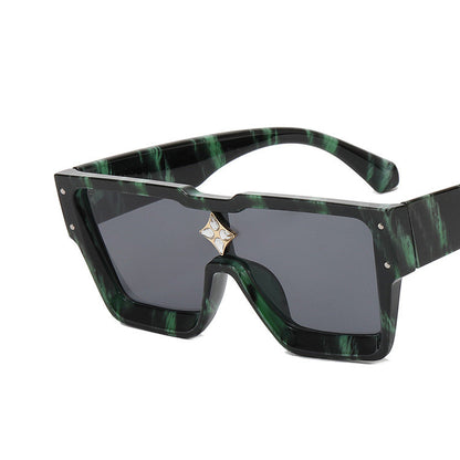 New Large Frame Trendy Sunglasses Green flower grey flake