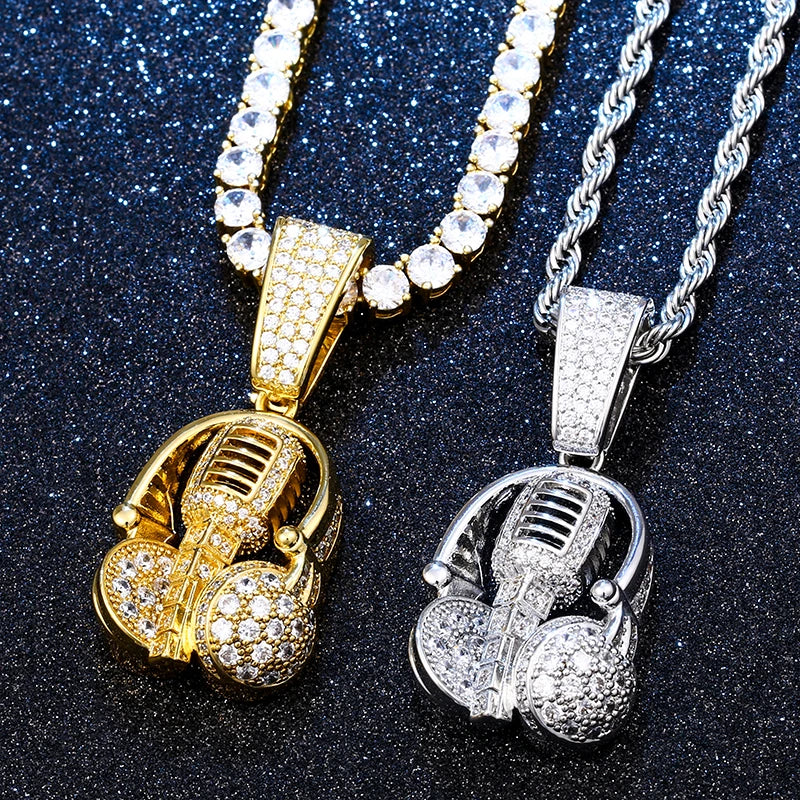 Iced Out Gold Plated Hip Hop Microphone Pendant Necklace for Music Lovers and Trendsetters